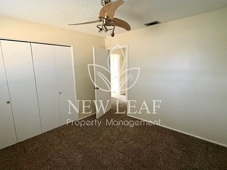 2714 W 9th St — Photo 7
