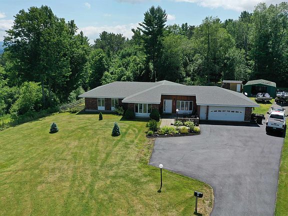 2nd image of 537 Memphremagog Views