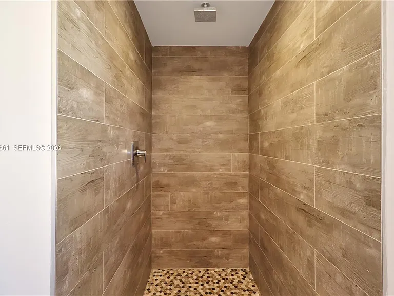 10710 SW 43rd Ln #1 — Photo 7
