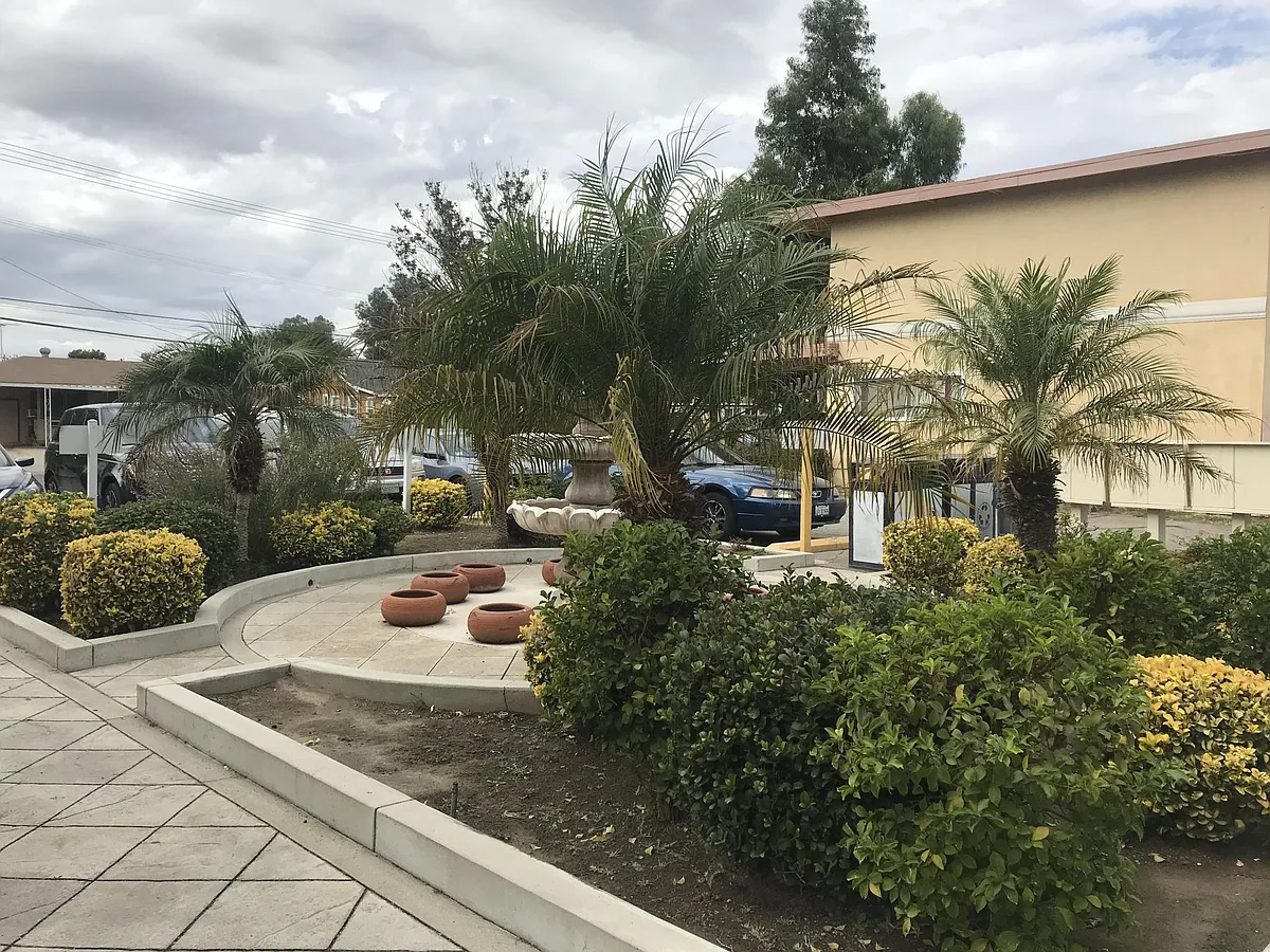 Building Photo - Villa Del Sol Apartments