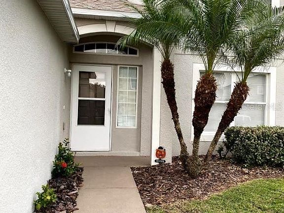 2nd image of 1812 Emily Dr