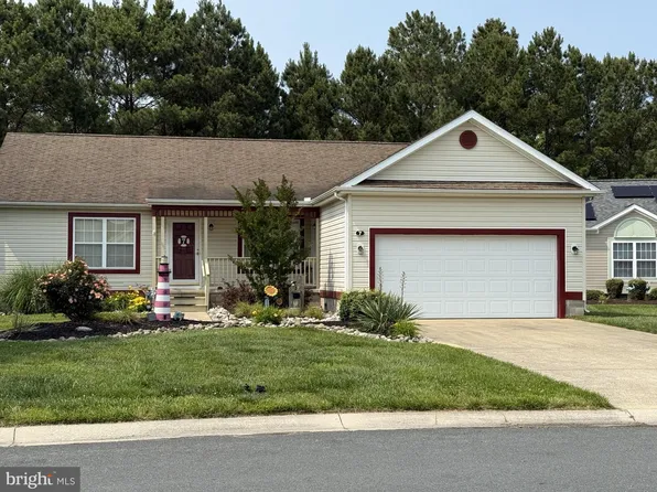 7 Blue Heron Cir, Berlin, MD 21811