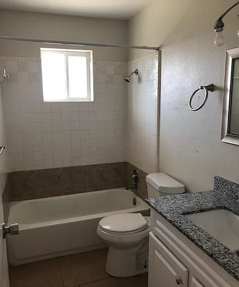2125 Kerria Ave #9 — Photo 23