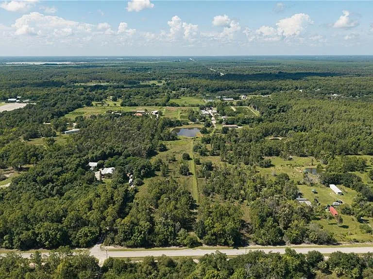 828 Sanctuary Rd — Photo 46