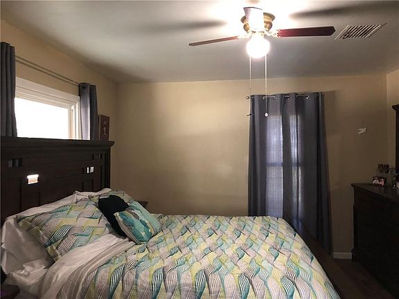 5th image of 222 S College Ave