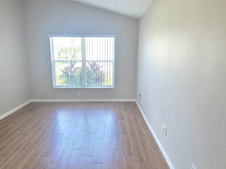 6755 Ferri Cir — Photo 19