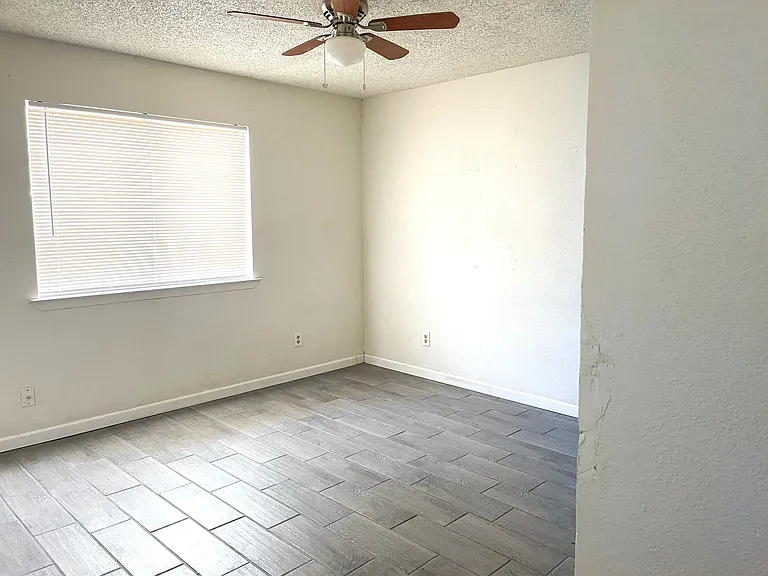 30621 Ivy Rd #C — Photo 5