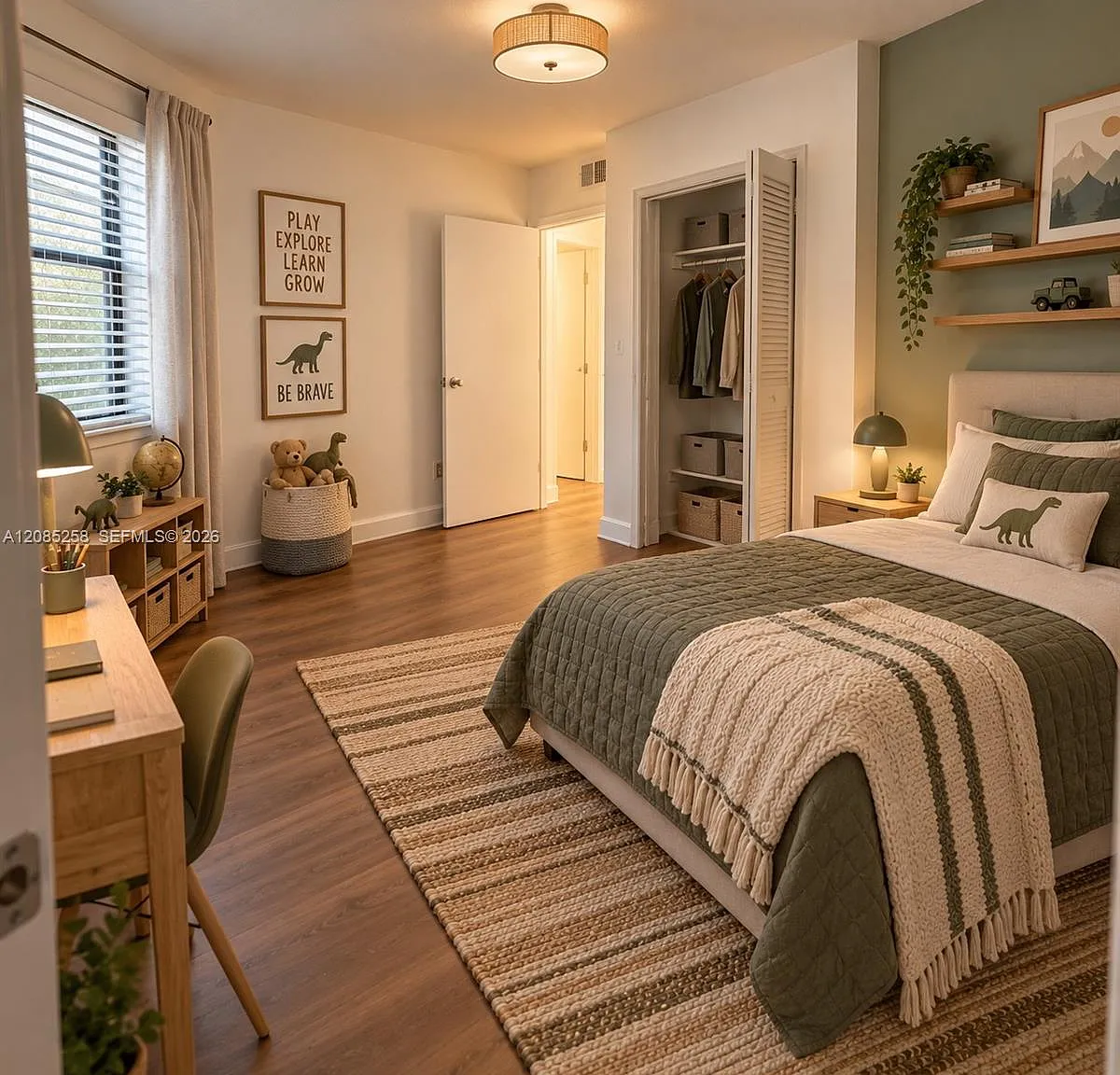 Parc Village Condo — Photo 3