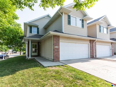 8100 Northern Lights Dr, Lincoln, NE, 68505