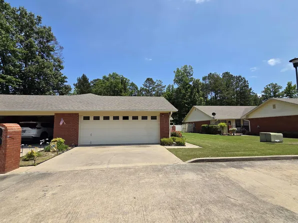 31 Summerset Pl, Pine Bluff, AR 71603