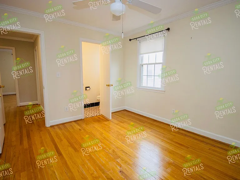 2829 Duncan St — Photo 21
