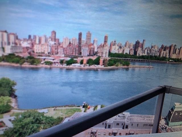 1st image of 1124 31st Ave APT 5B