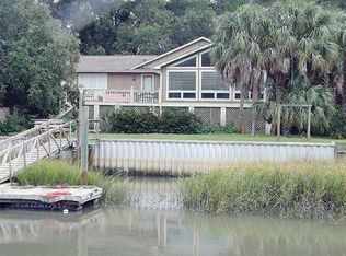391 Tarpon Blvd, Saint Helena Island, SC 29920