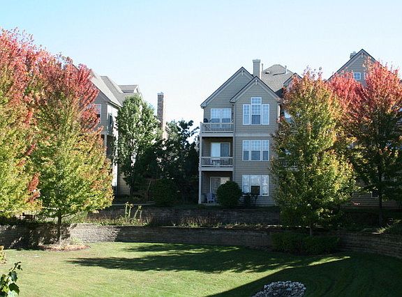 4th image of 315 Hill St Unit F