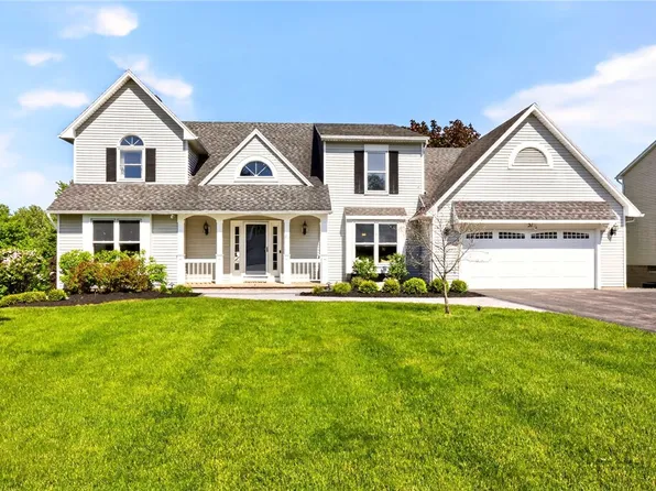21 Wedmore Rd, Fairport, NY 14450