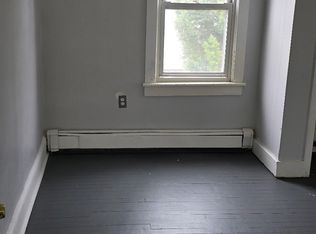 214 N 6th St, Vineland, NJ 08360