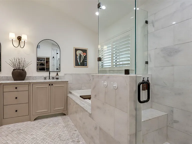 3205 Festus Dr — Photo 16
