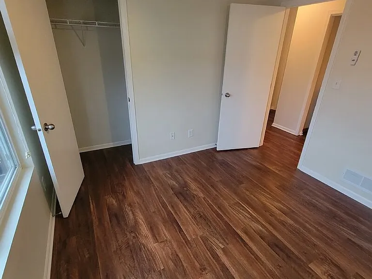 4808 NE Michael Dr — Photo 8
