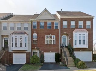 14683 Seasons Dr, Centreville, VA 20120