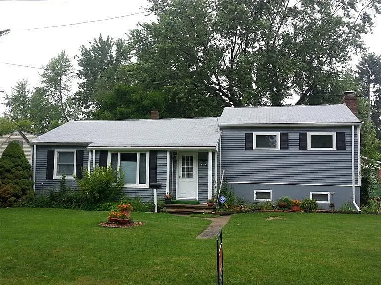 317 Arileen Ave photo 1