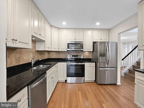 7740 Bristol Square Ct Photo 1