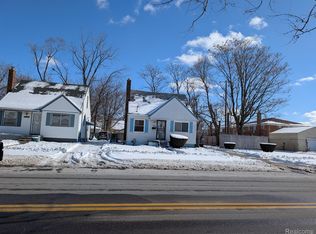 8030 Hubbell St, Detroit, MI 48228