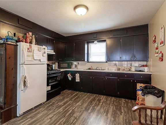 2nd image of 701 & 703 N College St
