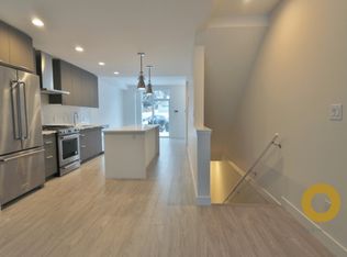 2118 Saint Johns St #1A, Pt Moody, BC V3H2B3