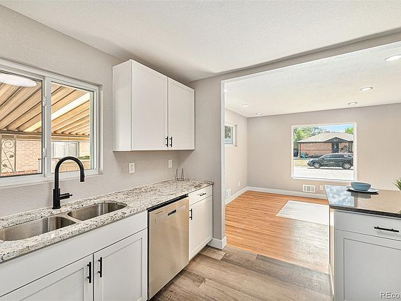 4th image of 7000 Avrum Drive