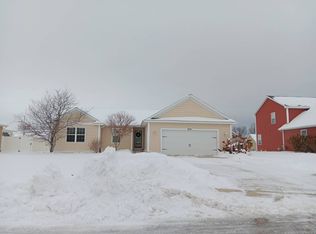 8691 Ashland Pl, Freeland, MI 48623