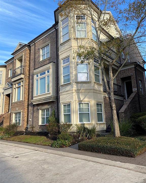 1st image of 4611 Regent Manor Dr
