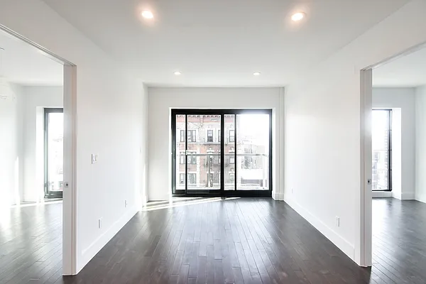 Rented by The Agency | media 26