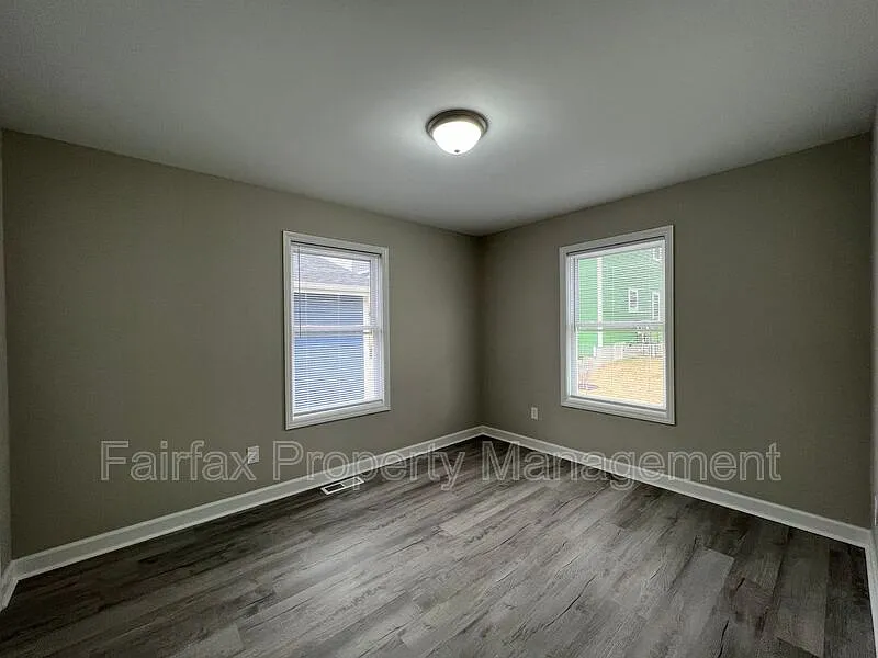 2 bed, 1.0 bath, 800 sqft, $1,295 — Photo 4