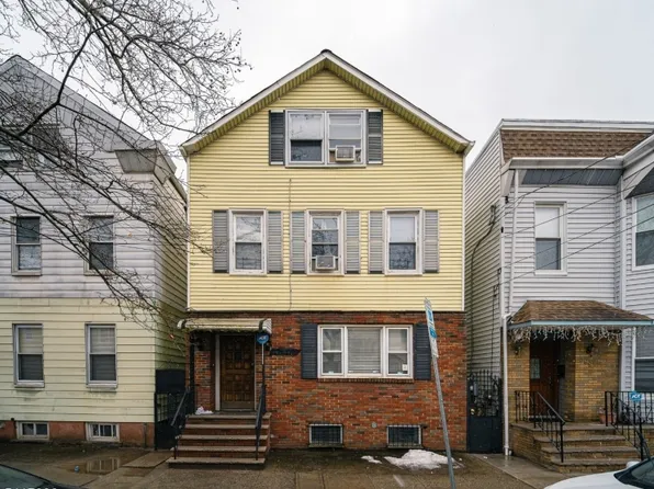 390 Lafayette St, Newark City, NJ 07105