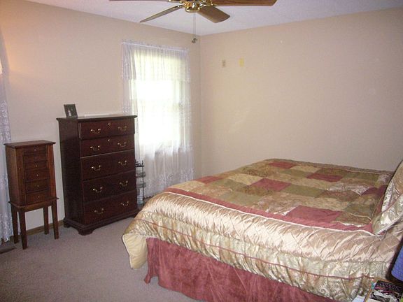 4th image of 2292 Henna Ave N
