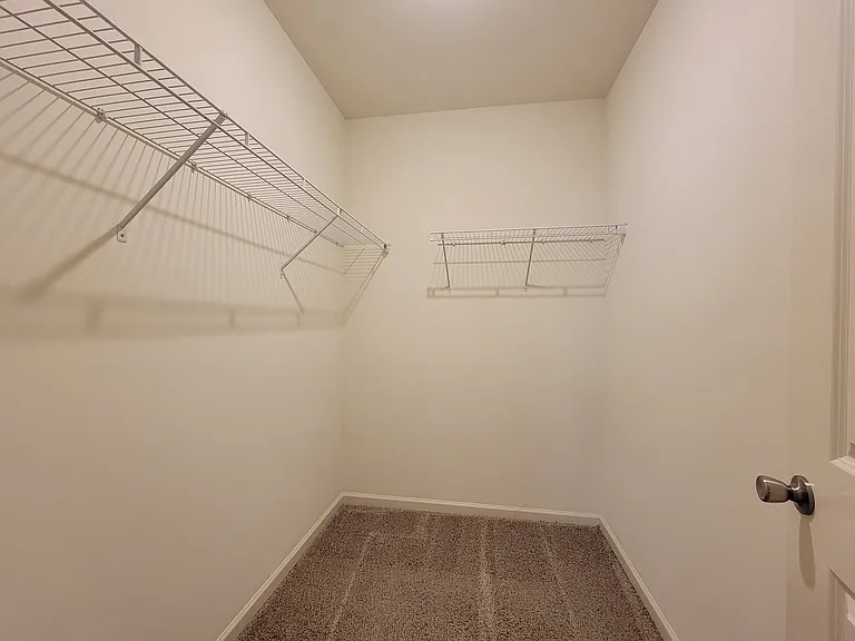 Holly Tree Apartments — Photo 46