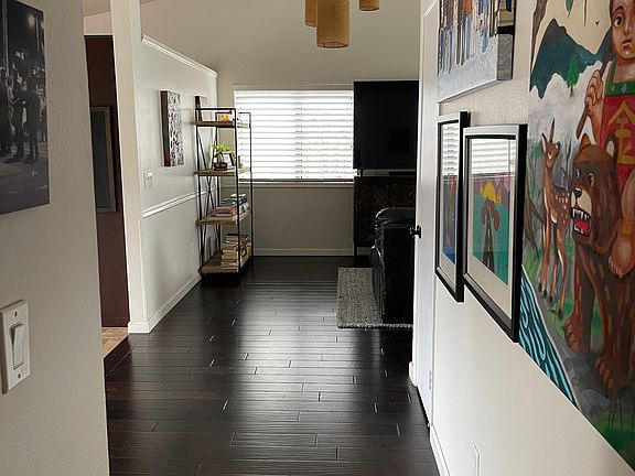 2nd image of 1277 Winchester Ct