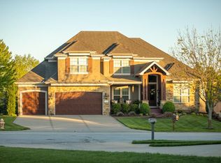 1700 NE Lashbrook Dr, Lees Summit, MO 64086