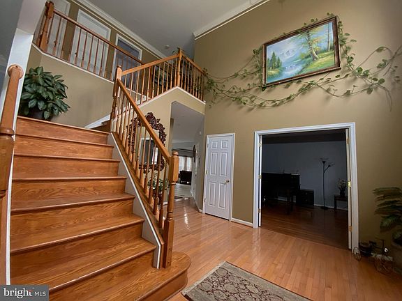 2nd image of 6828 Ashleys Crossing Ct