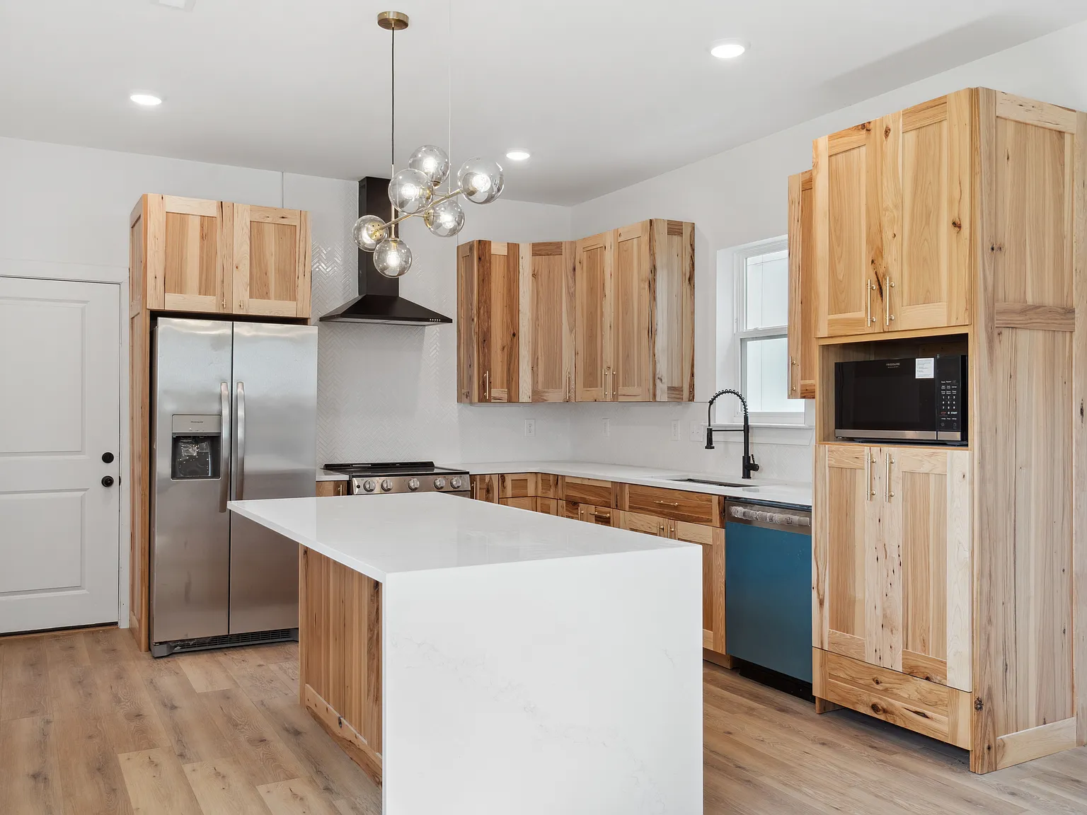 2326 Merry St — Photo 4