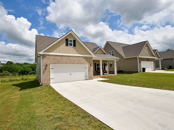 2nd image of 3422 Fleeman Pl NE Lot 9