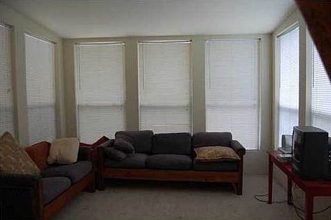 4th image of 2307 W Saint Catherine Ave