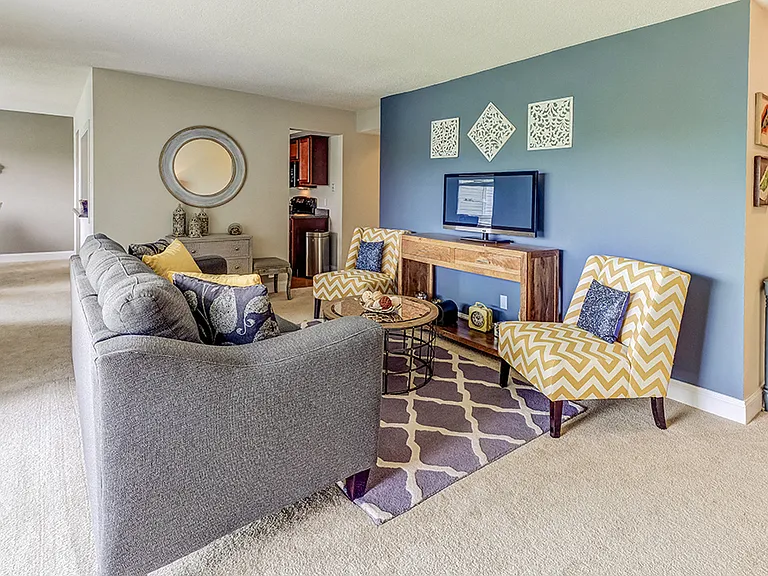 Signature Series Living Room at Somerset Lakes