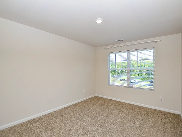 908 Park Bend Trl — Photo 19