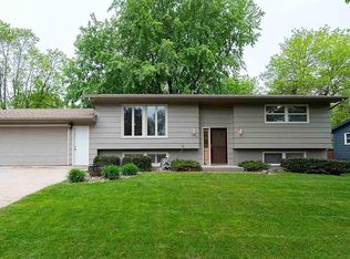 2113 S Stephen Ave, Sioux Falls, SD 57103