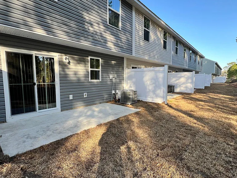 243 Christiana Ln #B — Photo 75