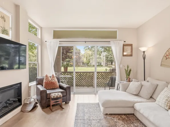 132 Amesport Lndg, Half Moon Bay, CA 94019