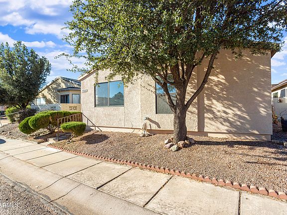 3rd image of 722 SUNSET VISTA Drive