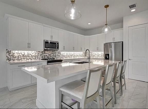 4th image of 4959 Brigata Way