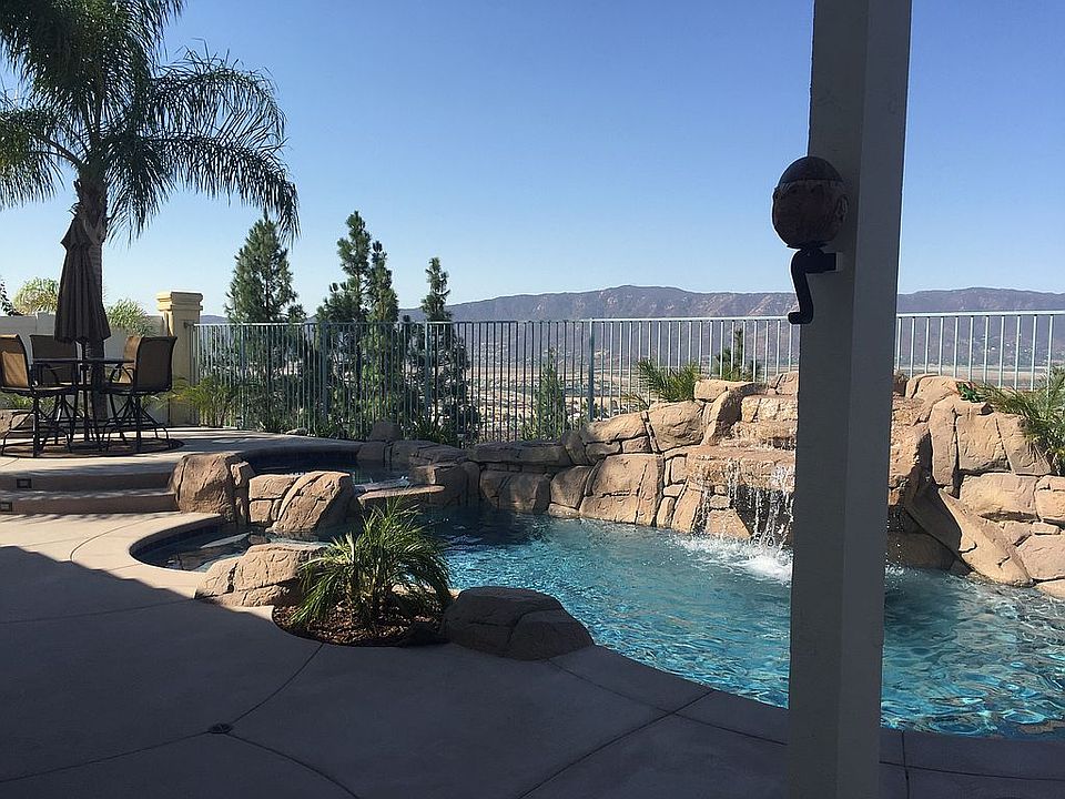 27 Bella Caserta, Lake Elsinore, CA 92532 Zillow